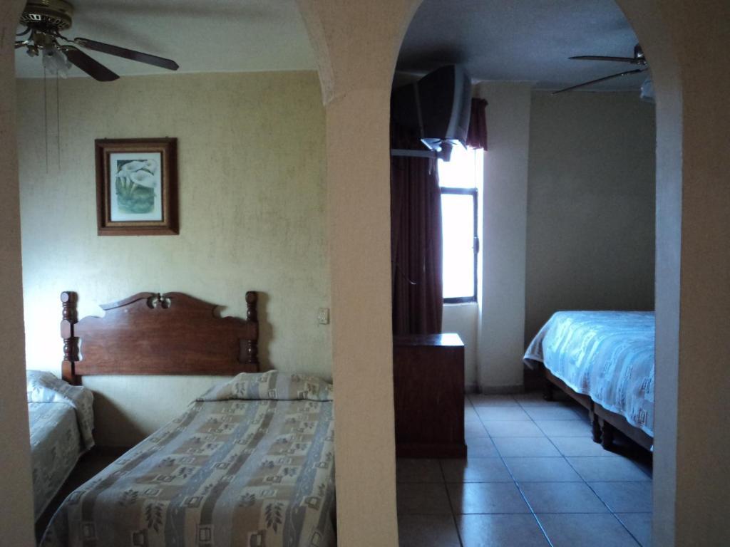 Hotel Mario'S Inn Ramos Arizpe Eksteriør billede