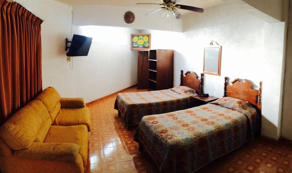 Hotel Mario'S Inn Ramos Arizpe Eksteriør billede